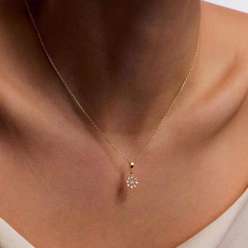 925 Sterling Silver Snowflake Pendant Necklace Christmas Gift