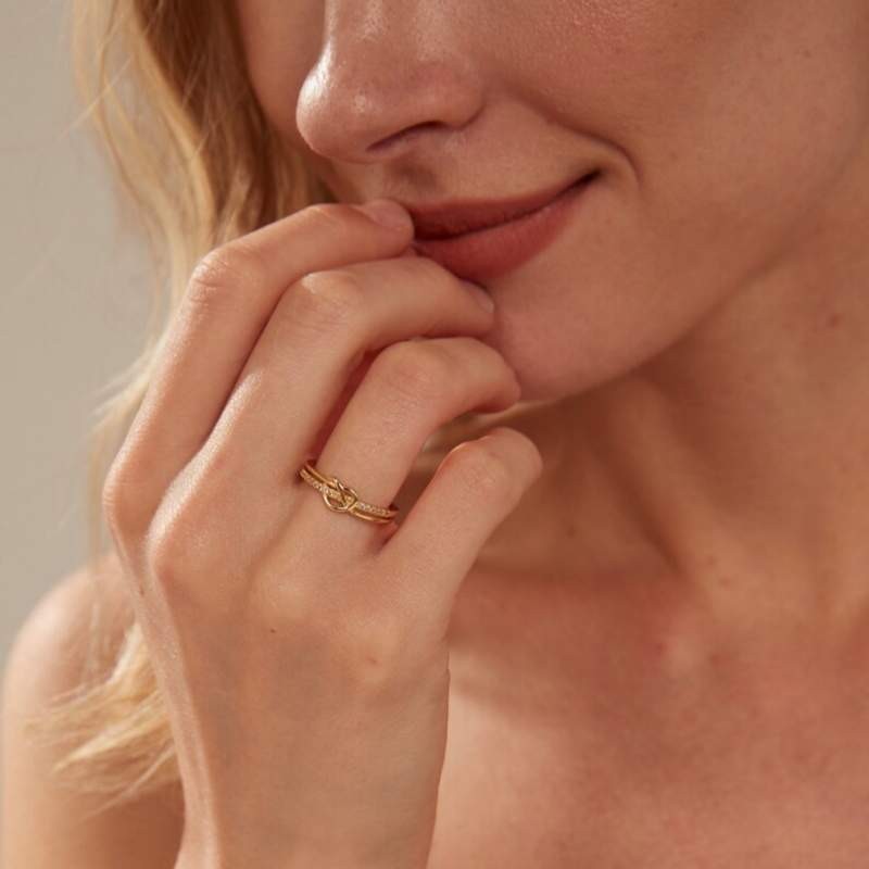 Delicate 925 Sterling Silver Heart Knot Promise Ring 